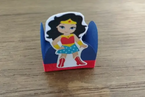 Kit 20un - Forminha Mulher Maravilha