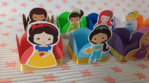Kit 20un - Forminhas - Princesas Cute