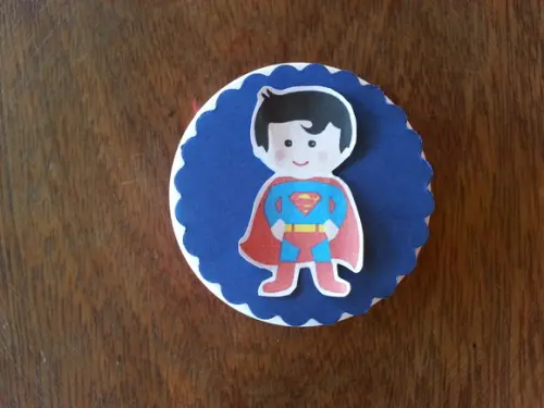 Latinha - Super homem