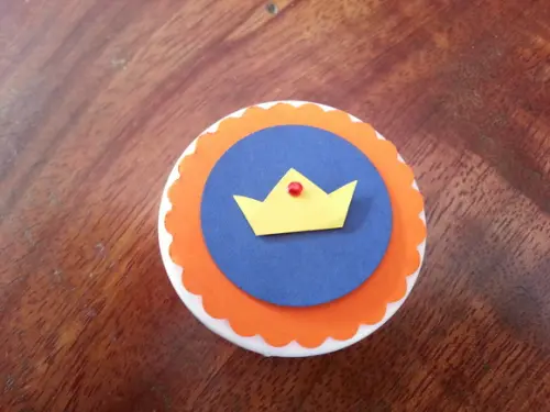Latinha Coroa Principe/princesa