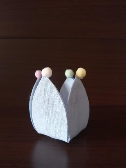 Forminha em Tecido Infantil 4 Pompons