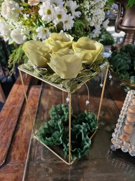 Forminha Tecido Rosa com Cordão e Pérola