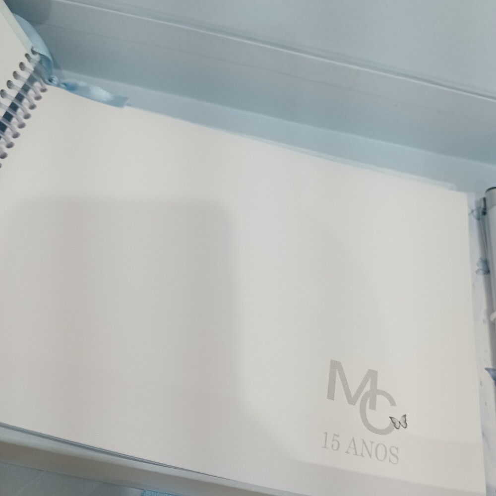 Caixa com caderno assinatura