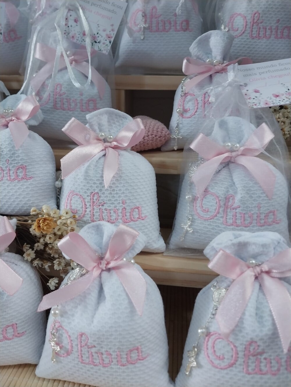 Lembrancinha Batizado Sachê Bordado com Mini Tercinho