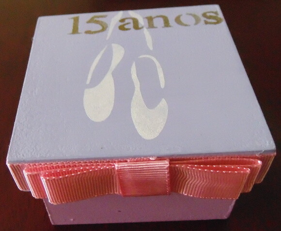 Caixa de lembrancinha de 15 anos n° 275