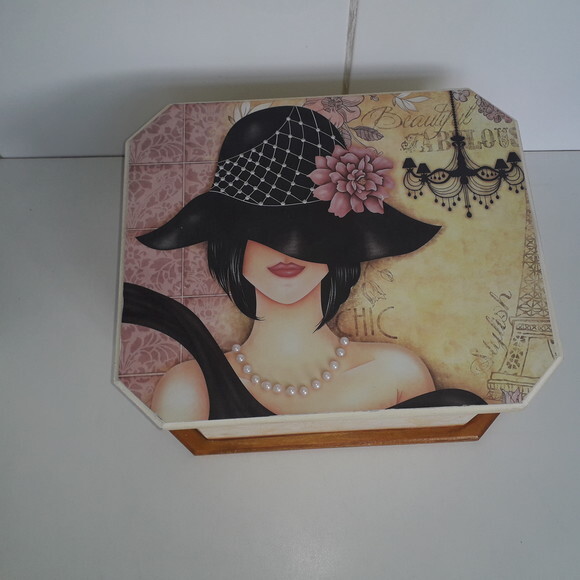 Caixa de Maquiagem Mulher N° 862