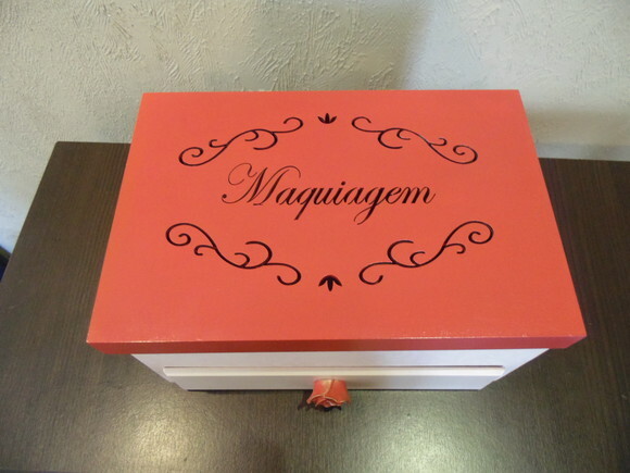 Caixa de maquiagem N°494
