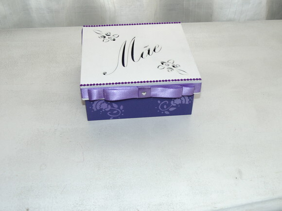 Caixa para o Dia das Mães Violeta N° 625