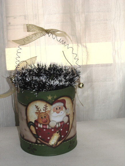 Cesto de Lata Grande Decorada Papai Noel N° 700