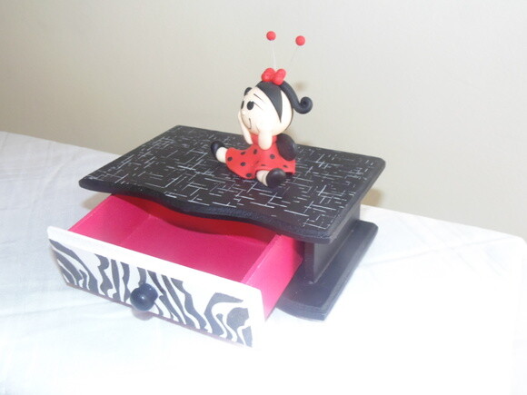 Mini Cômoda de 1 Gaveta N° 132