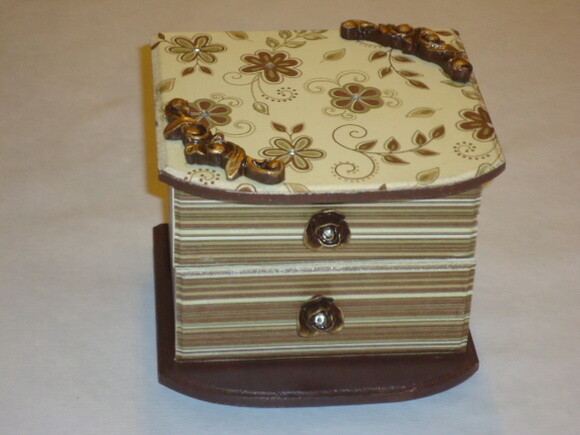 Mini Comoda N° 16