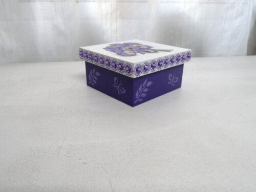 Caixa de Violete com Sabonete N° 629