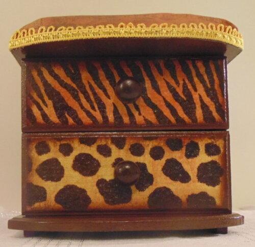Mini Cômoda 2 Gavetas - Africana N° 15