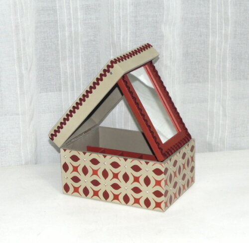 Porta Maquiagem Mulher Compacto N° 680