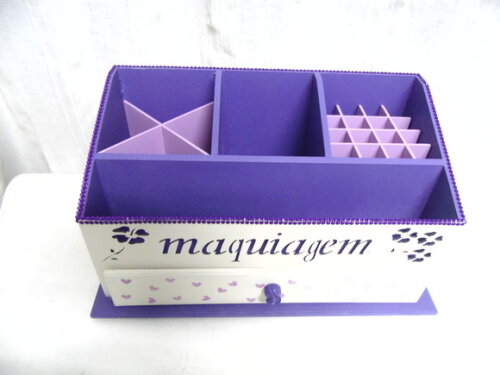 Porta maquiagem violeta n° 621