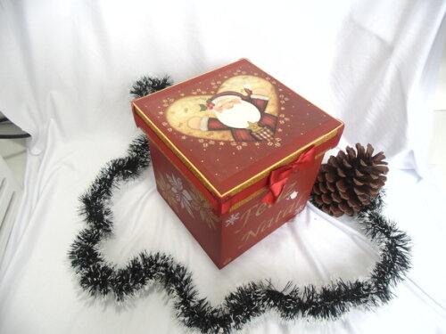 Porta Panetone 500g Papai Noel de braços abetos N° 759
