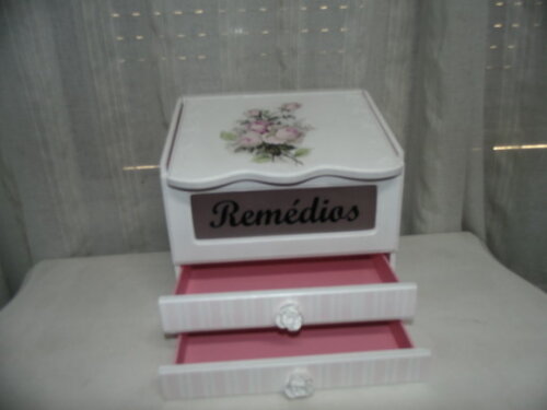 Porta Remédio com Duas Gavetas N° 739
