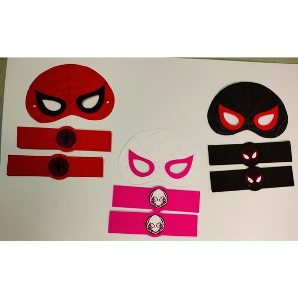 Kit Lembrancinha Spidey com Máscara e Braceletes em Eva