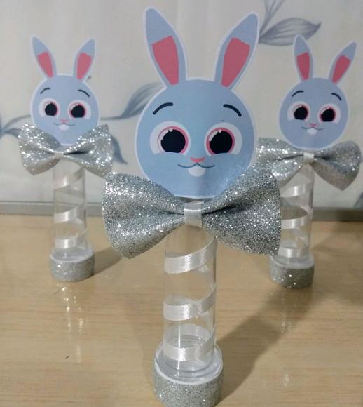 Tubetes Bolofofos Decotado com Eva