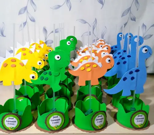 Centro de Mesa Dinossauros/ Dino Baby de eva