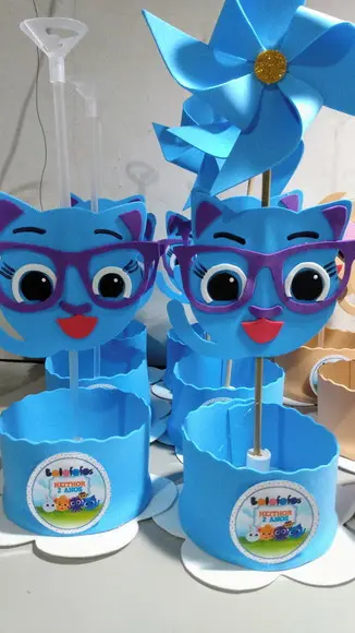 Centro de mesa personalizado Bolofofos todo em eva