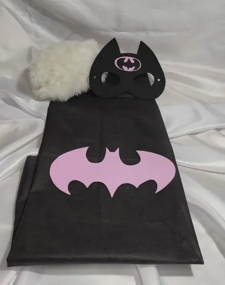 Kit com Capa e Máscara Batman e Batgirl Infantil