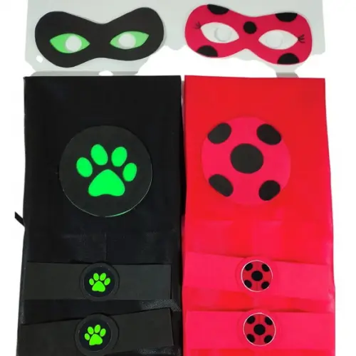 Kit Lembrancinha c/ Capa Máscara e Bracelete Lady e Cat