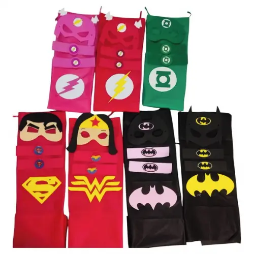 Kit Lembrancinha c/ Capa Máscara e Bracelete Liga da Justiça