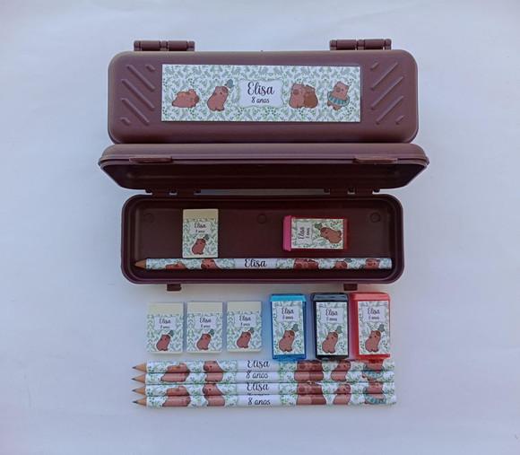 Kit Escolar com Estojo Capivara