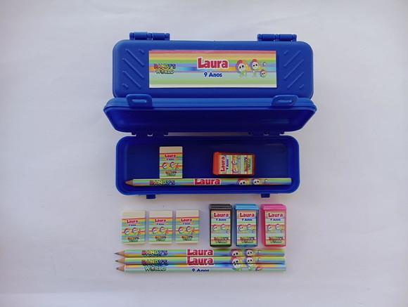Kit Escolar com Estojo Dandy's World