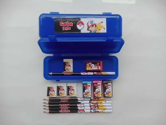 Kit Escolar com Estojo Pokemon