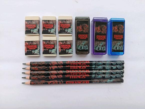 Kit Escolar Stranger Things