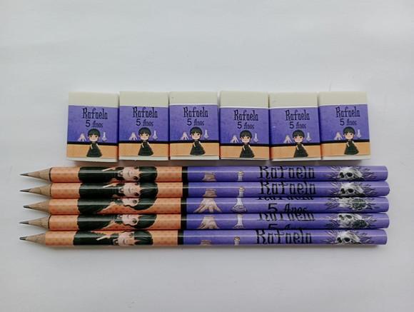 Kit Lápis com Borracha Personalizada Wandinha