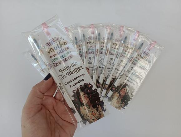 Marcador de Livro + Lápis Dia Internacional da Mulher