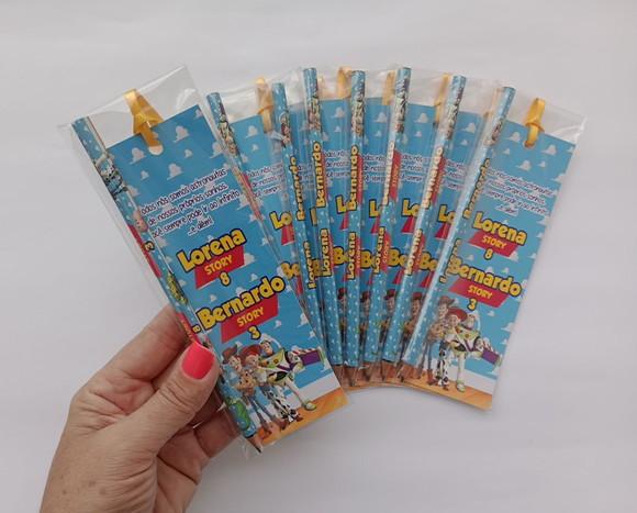 Marcador de Livro + Lápis Toy Story