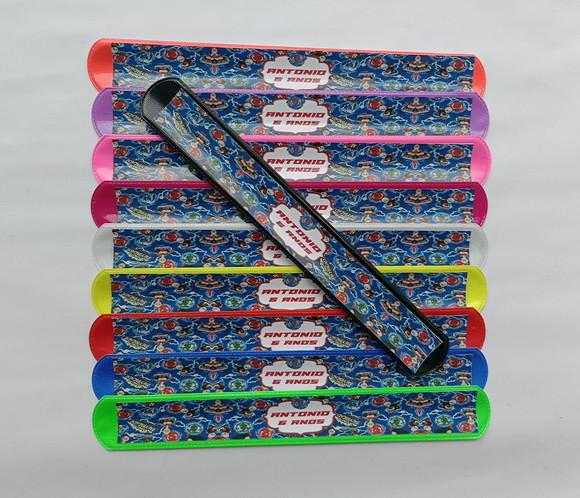 Pulseira Bate Enrola Cores Sortidas Beyblade