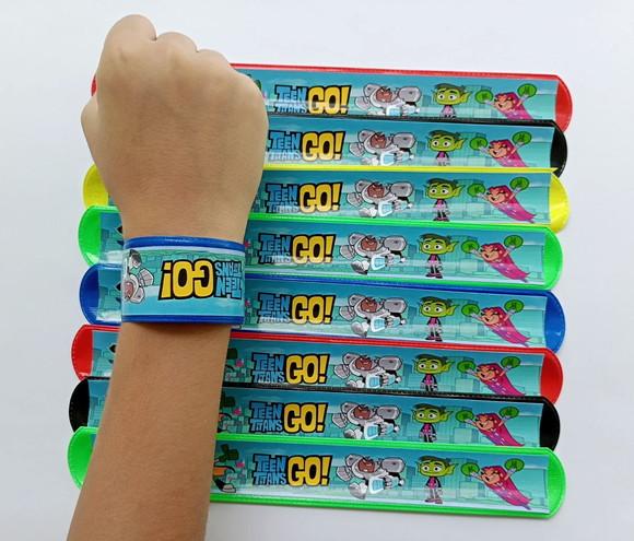 Pulseira Bate Enrola Jovens Titãs Cores Sortidas