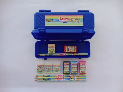 Kit Escolar com Estojo Dandy's World