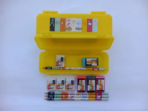 Kit Escolar com Estojo Pokemon