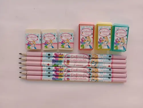 Kit Escolar Personalizado Alice no País das Maravilhas