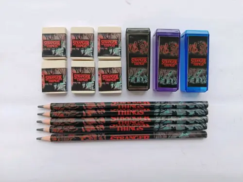 Kit Escolar Stranger Things