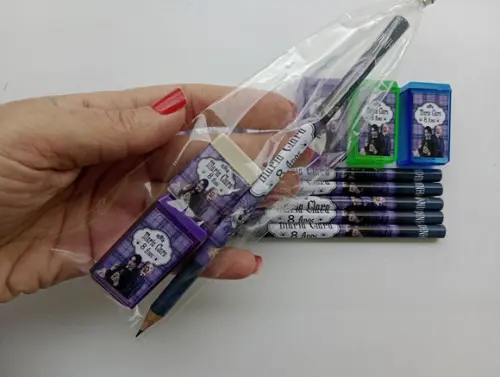 Kit Escolar Personalizado Wandinha
