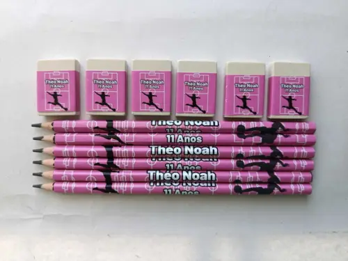 Kit Lápis com Borracha Futebol Menina