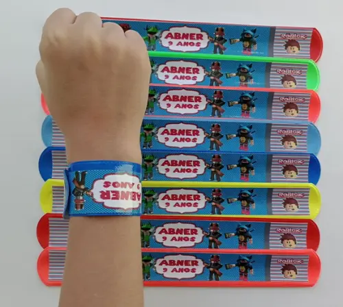 Pulseira Bate Enrola Roblox Cores Sortidas