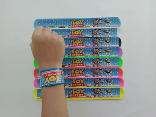 Pulseira Bate Enrola Toy Story Cores Sortidas