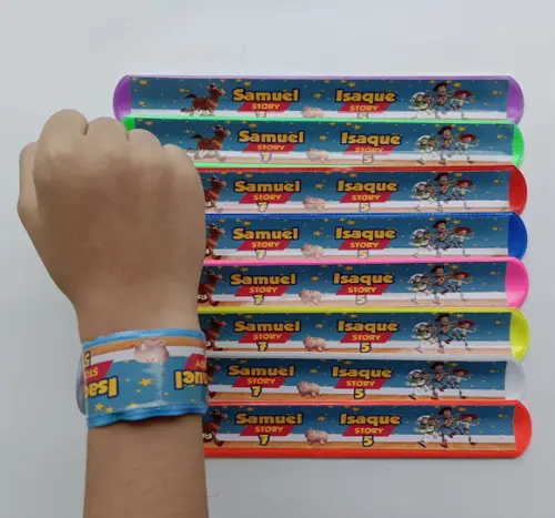 Pulseira Bate Enrola Toy Story Cores Sortidas