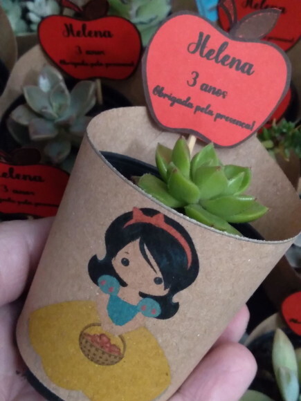 Lembrancinha Suculenta no Rótulo - Branca de Neve