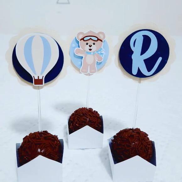 Kit Topo de Bolo + Toppers + Forminhas - Urso Baloeiro