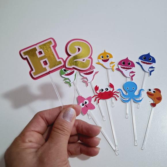 30 toppers 3D Baby Shark, com palitinho
