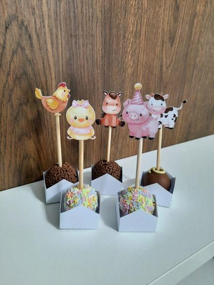 30 toppers Simples Fazendinha, com palitinho